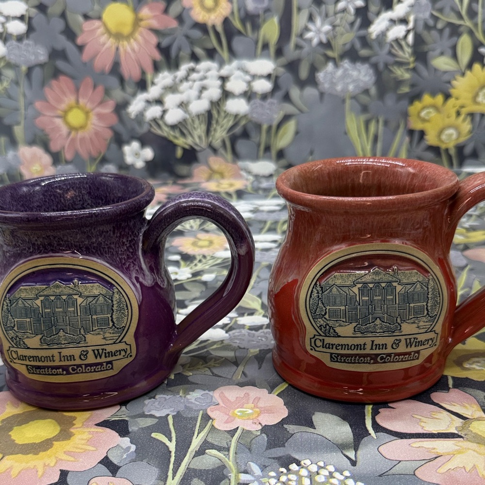 ⭐️2 Deneen Pottery mugs Claremont Inn & Winery in Stratton Colorado